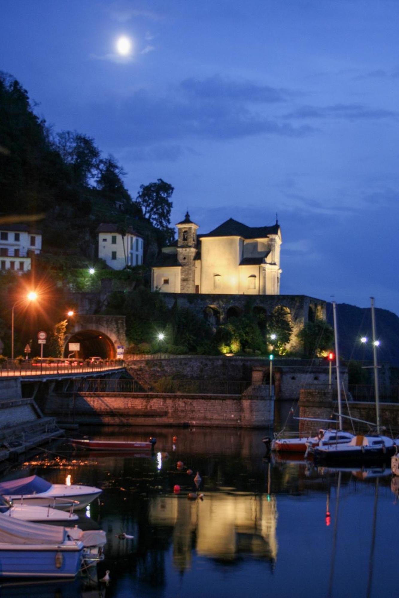 Casa del Borgo Aria&Acqua sul Lago Maggiore Maccagno Esterno foto